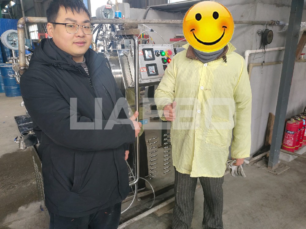 湖北某新材料有限公司30L臥式砂磨機調(diào)試成功