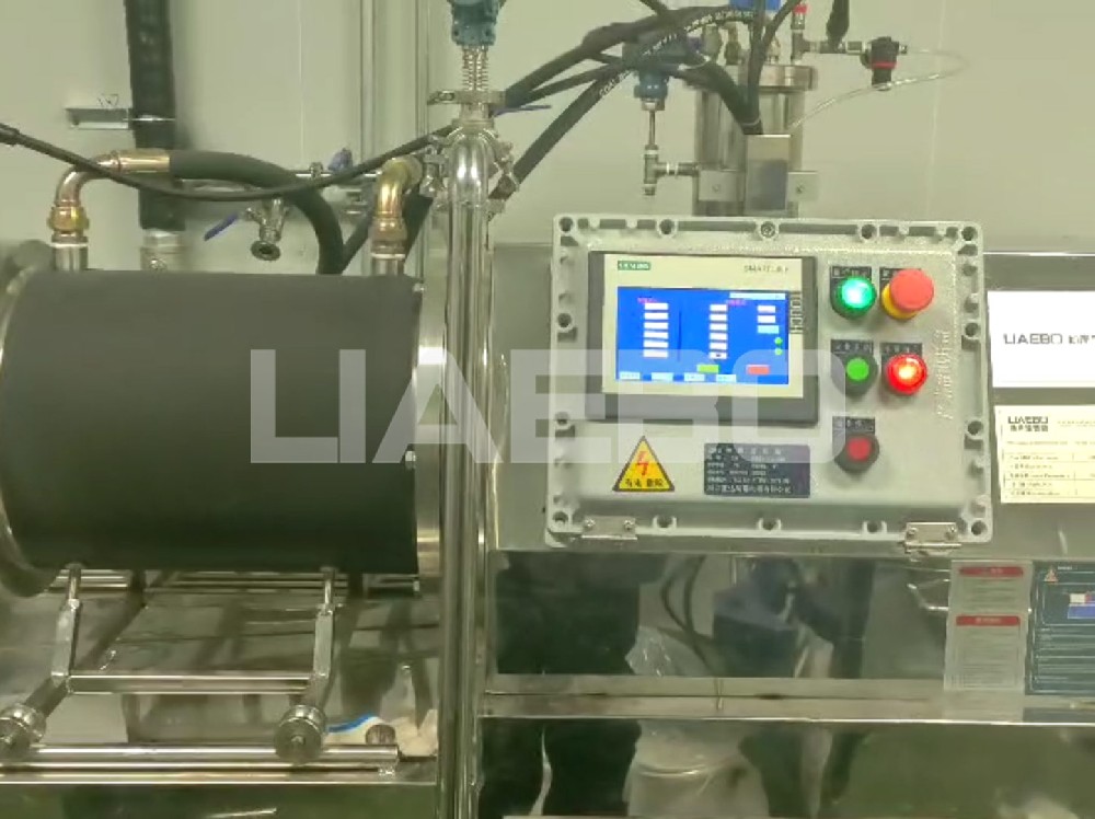 江蘇某科技有限公司30L棒塊陶瓷砂磨機調(diào)試成功